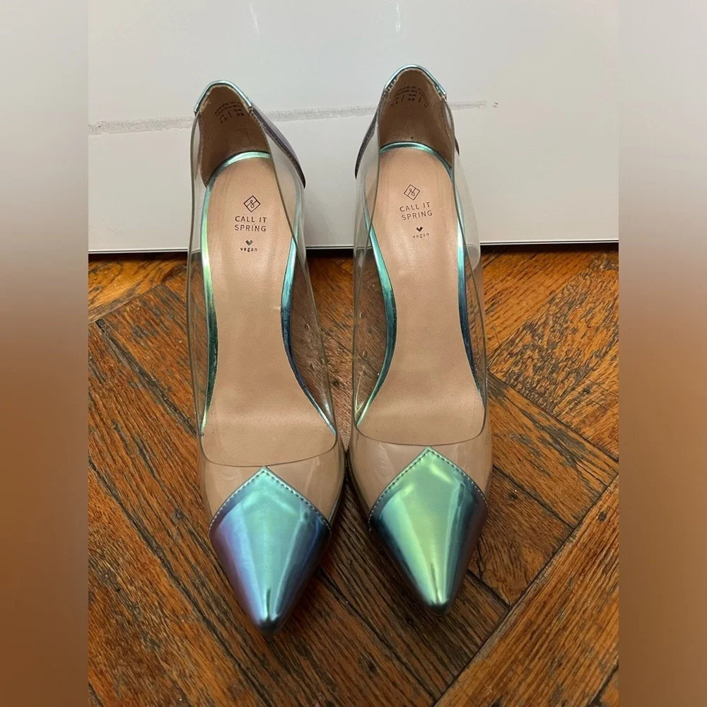 Call it spring heels - Picture 2 of 5